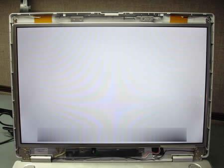 LCD صفحه سفید 